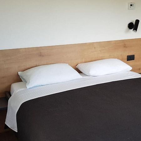 Casa Grzina Hotel โรวีน ภายนอก รูปภาพ