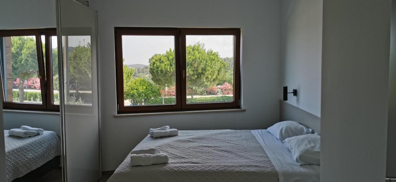 Casa Grzina Hotel โรวีน ภายนอก รูปภาพ