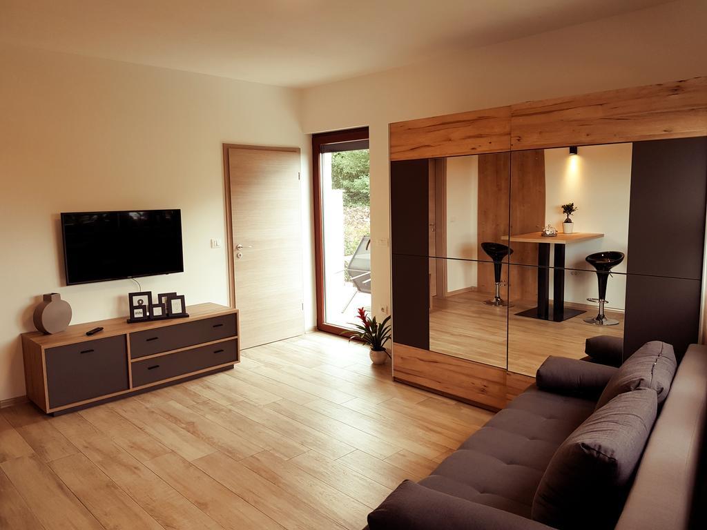 Casa Grzina Hotel โรวีน ภายนอก รูปภาพ