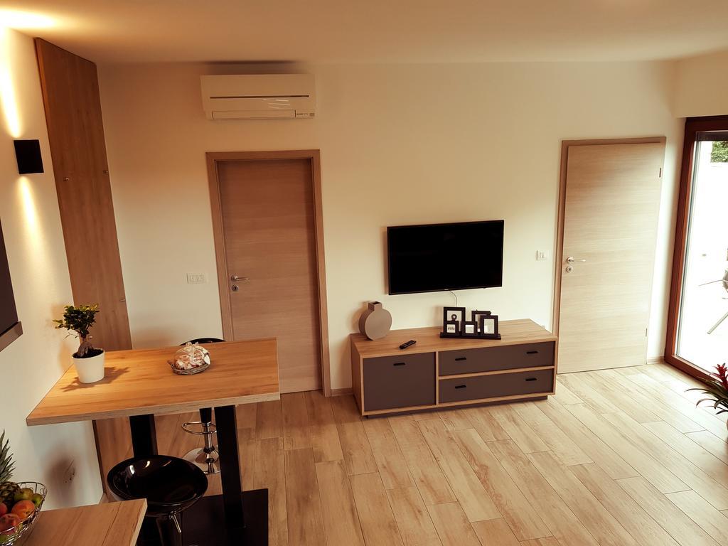 Casa Grzina Hotel โรวีน ภายนอก รูปภาพ